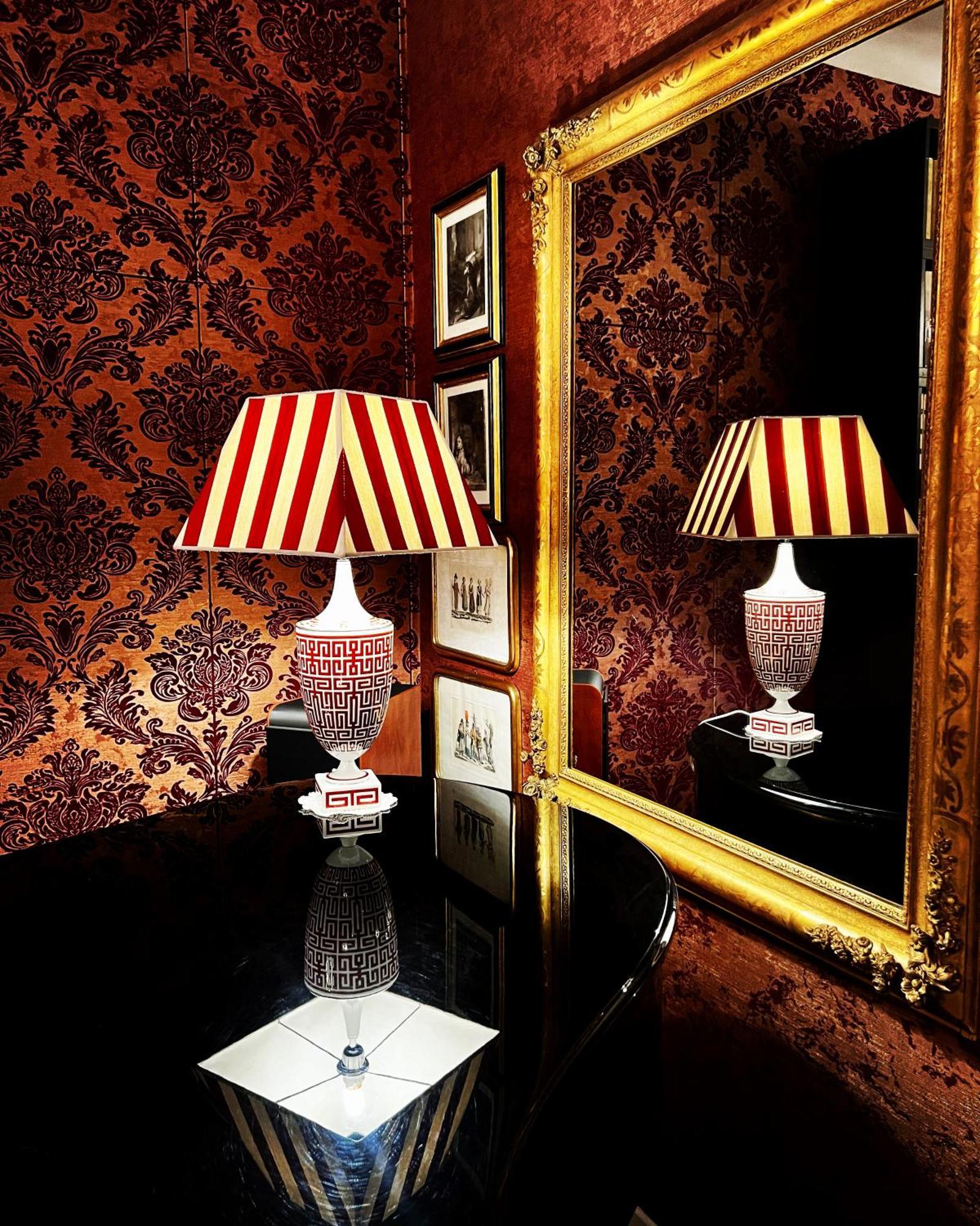 Luxury Room In Central Art Nouveau Building Next To Metro Station Mailand Exterior foto